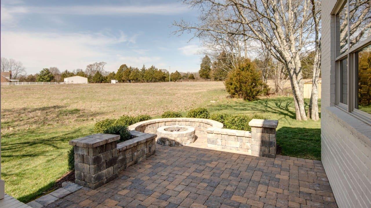 Discovering Your Ideal Neighborhood: Beyond the House Walls